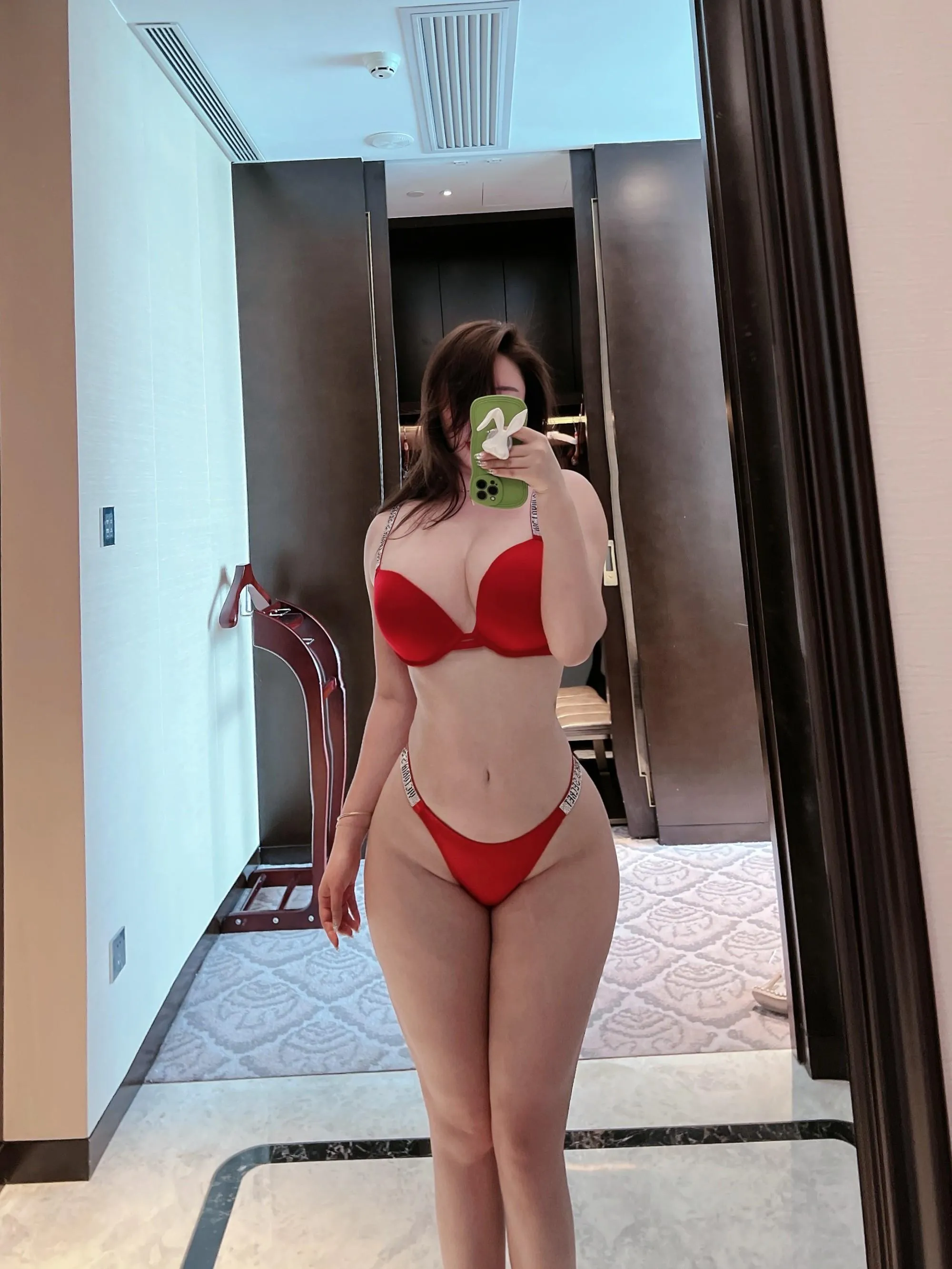 MIYA – NO.011 红色风景 [44P]插图3
